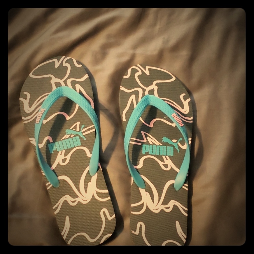 Puma Flip Flops